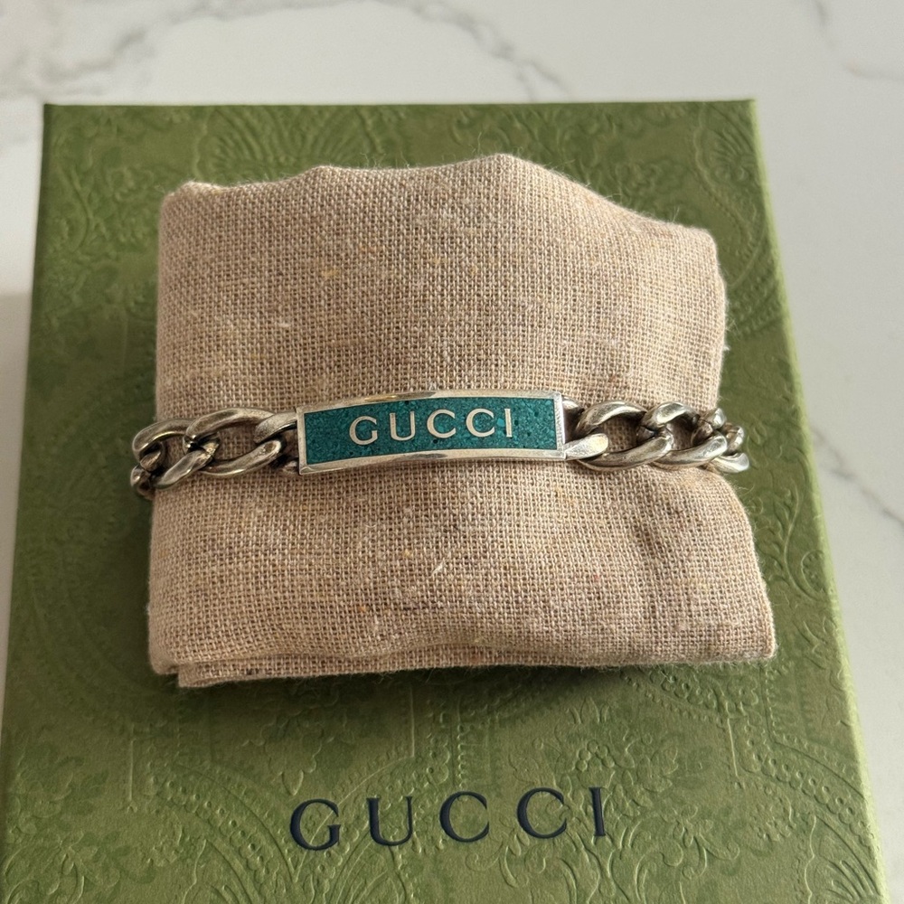 Gucci Men's Silver Bracelet with Turquoise stone size 17